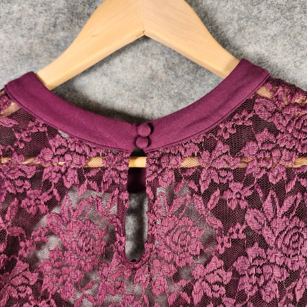 Torrid Burgundy Lace Tunic Top Keyhole Neck Long Sleeve Women‎ Size 2 18/20 Goth - Picture 10 of 14
